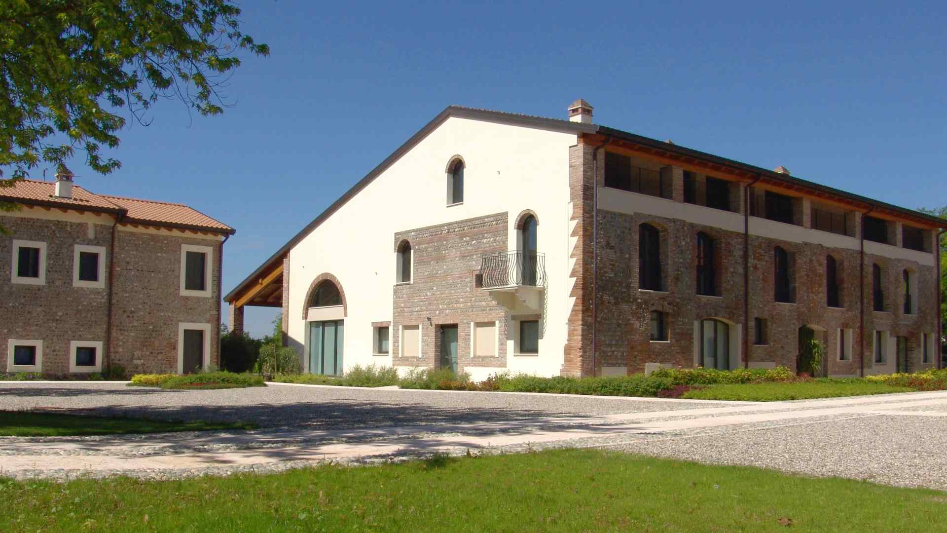 Foto Albergo Corte Della Rocca Bassa Nogarole Rocca